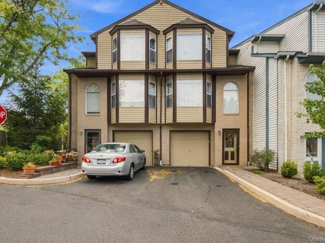Condo for sale in Rockland, New York