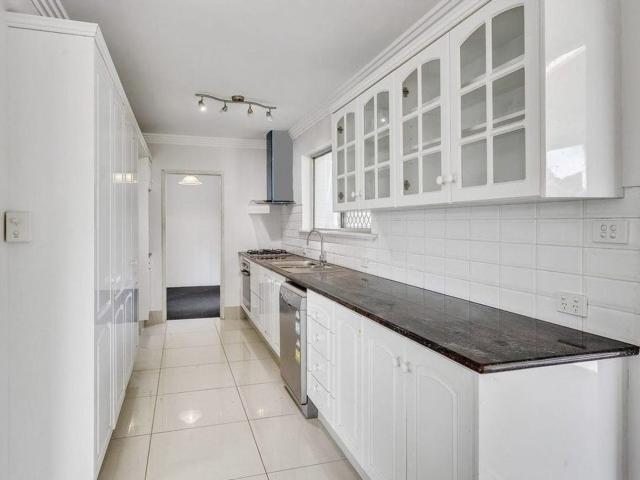 Apartment for rent in Toombul, Queensland