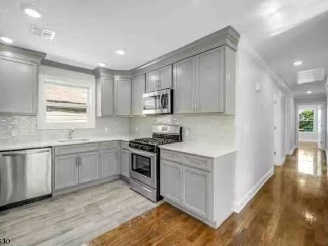 Condo for rent in East Orange