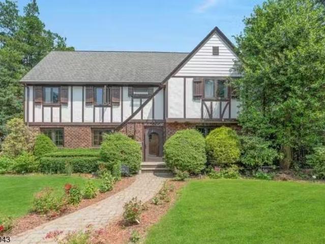 House for rent in Montclair
