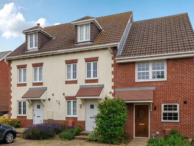 House for rent in Rose Green, Arun