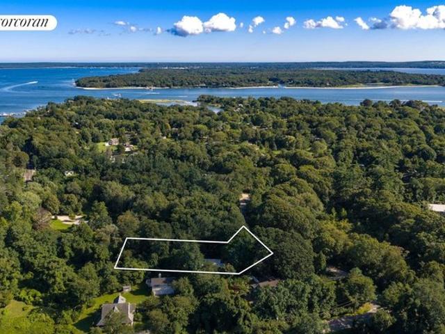 House for sale in Shelter Island, New York