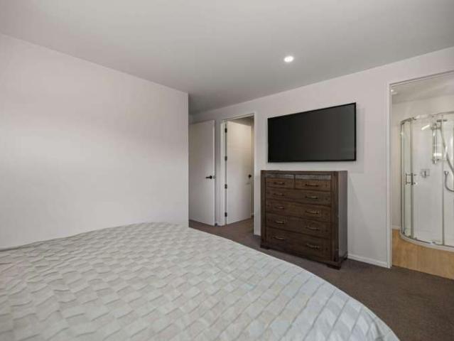 House for sale in Otakou