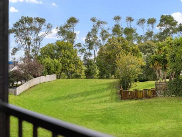Townhouse for sale in Glen Innes
