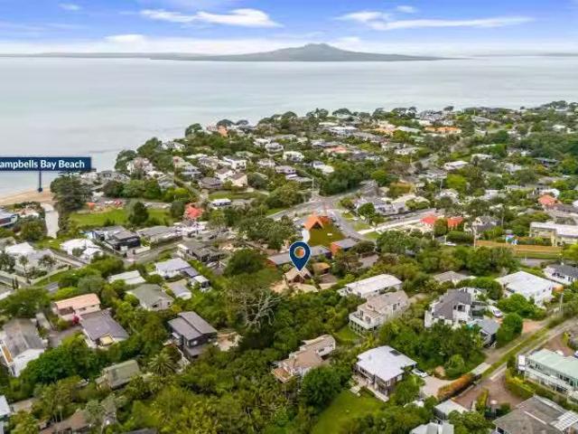 House for sale in Paremoremo, Oroua County