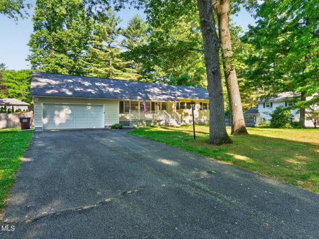 House for sale in Saratoga, New York