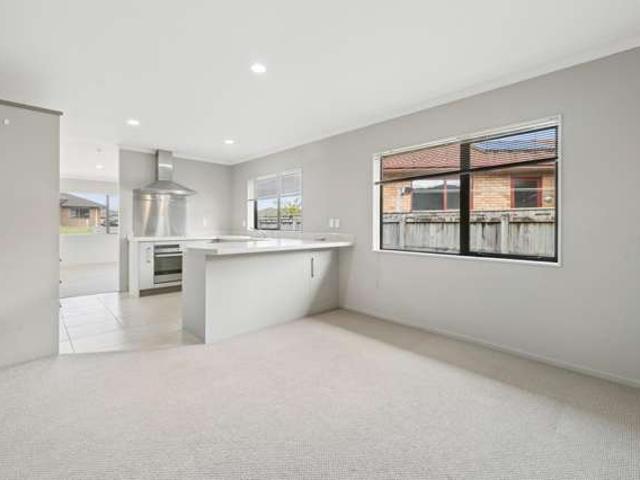 House for sale in Pauatahanui, Wellington