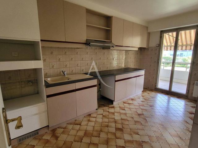 Appartement location à Evêché, Nice