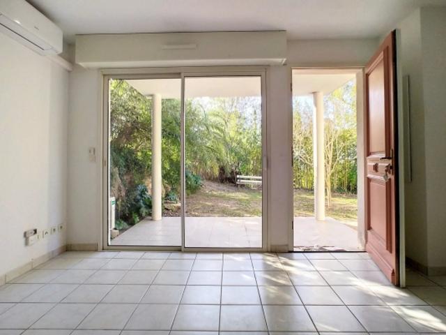 Appartement vente à Arrondissement de Draguignan, Saint-raphaël