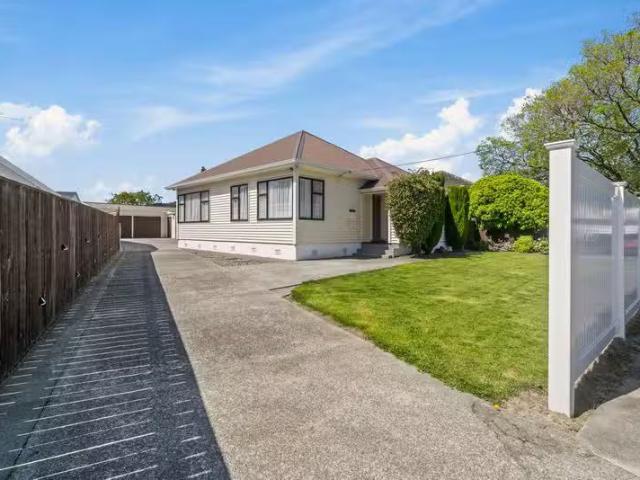 House for rent in Days Bay, Wellington