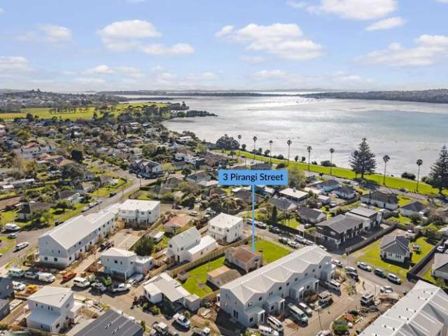 House for sale in Point England, Maungakiekie-Tāmaki