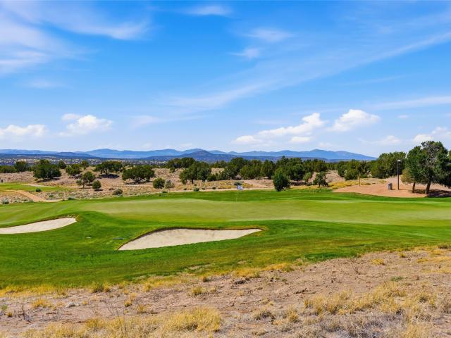 Land for sale in Santa Fe, New Mexico