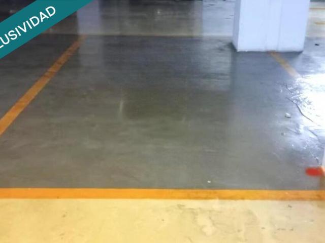 Garaje en venta en Valencia, Sant Pau