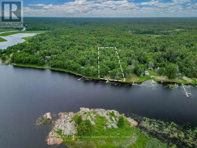 House for sale in Ontario