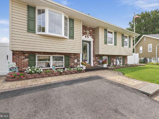 House for sale in Middle River, Maryland
