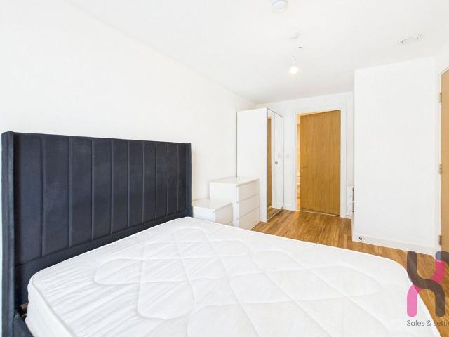 Apartment for rent in Wharfside, Trafford Park