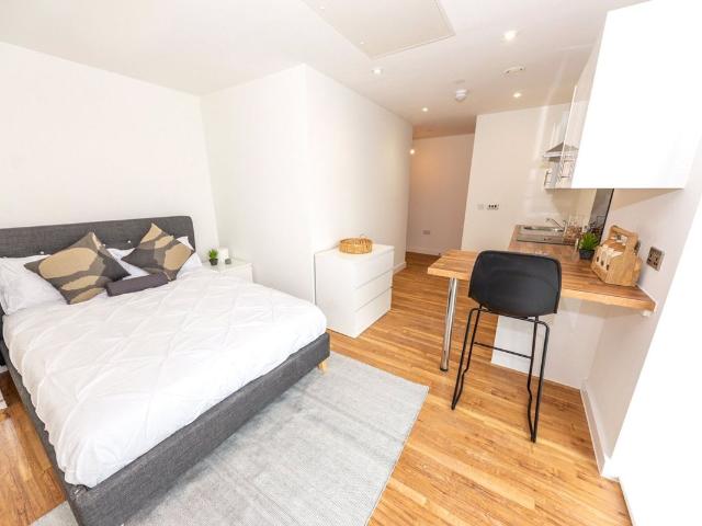 Studio for rent in Wharfside, Trafford Park