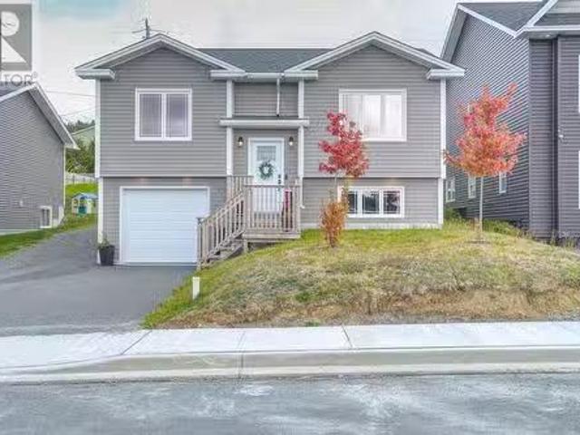 House for sale in Paradise, Newfoundland And Labrador