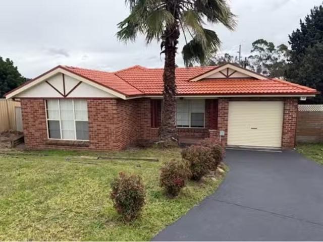 House for rent in Rosemeadow, Sydney