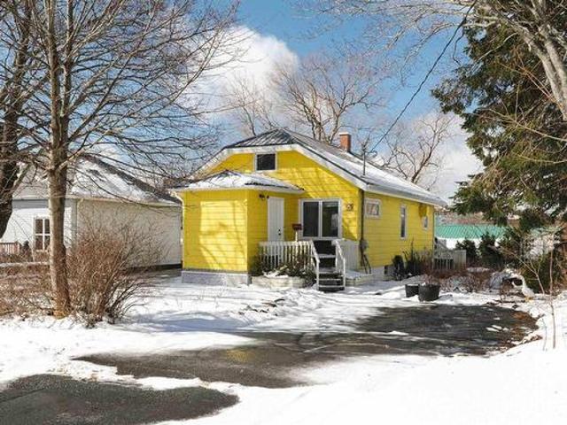 House for sale in Dartmouth, Nova Scotia