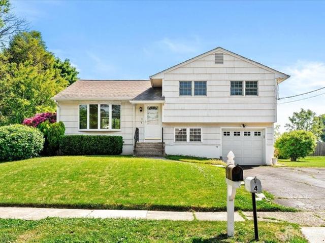 House for sale in Monmouth, New Jersey