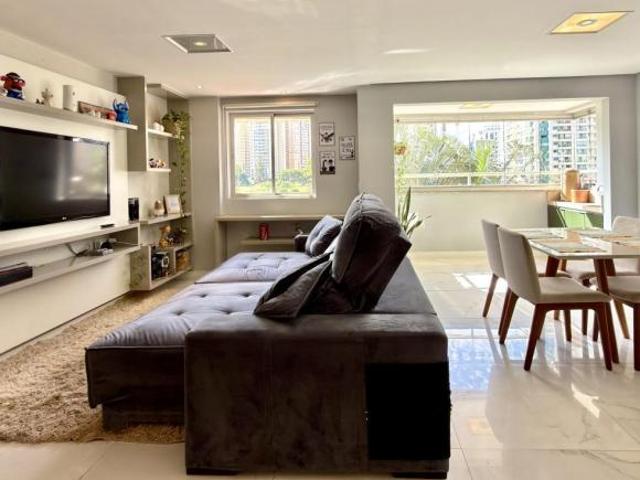 Apartamento venda em Região Geográfica Imediata do Distrito Federal, Região Integrada de Desenvolvimento do Distrito Federal e Entorno