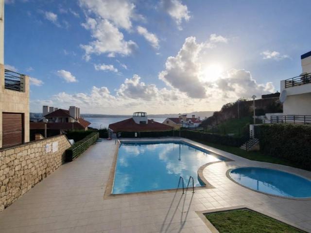 Apartamento alugar em Casal das Hortas, Alcobaça