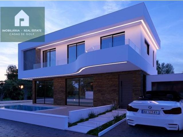 Casa venda em Funchalinho, Almada
