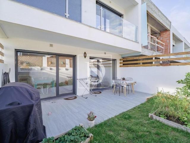 Casa venda em Quinta da Saudade, Almada