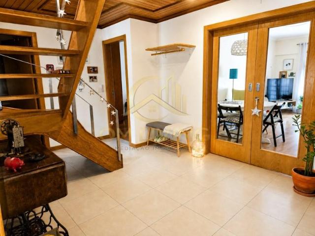 Apartamento venda em Almada, Setúbal