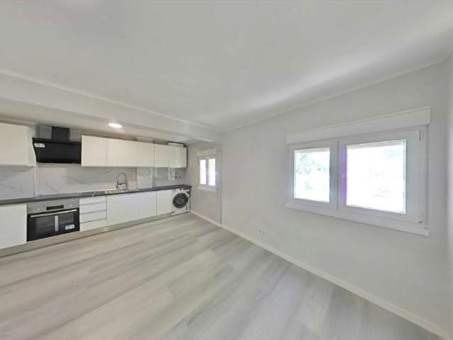 Apartamento venda em Almada, Setúbal