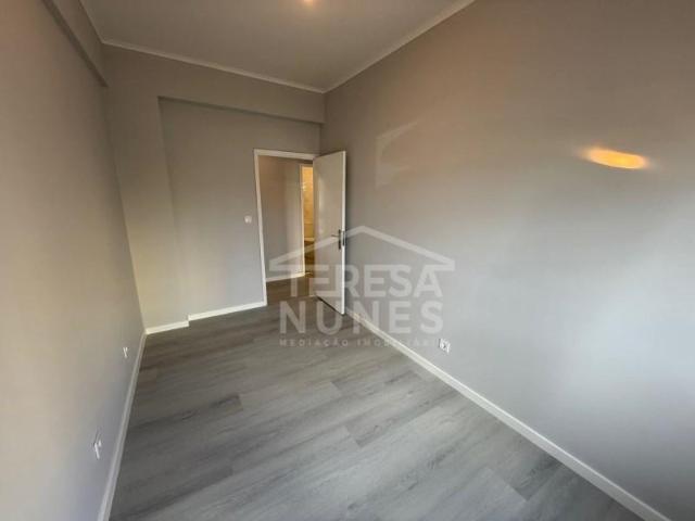 Apartamento venda em Almada, Setúbal