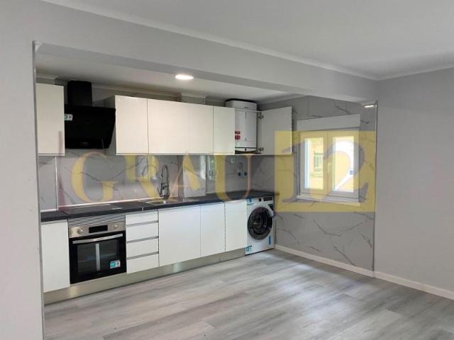Apartamento venda em Almada, Setúbal