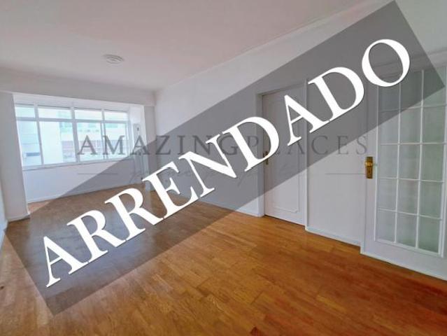Apartamento alugar em Almada, Setúbal