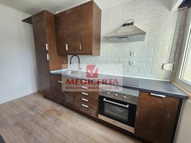 Apartamento venda em Amadora, Lisboa
