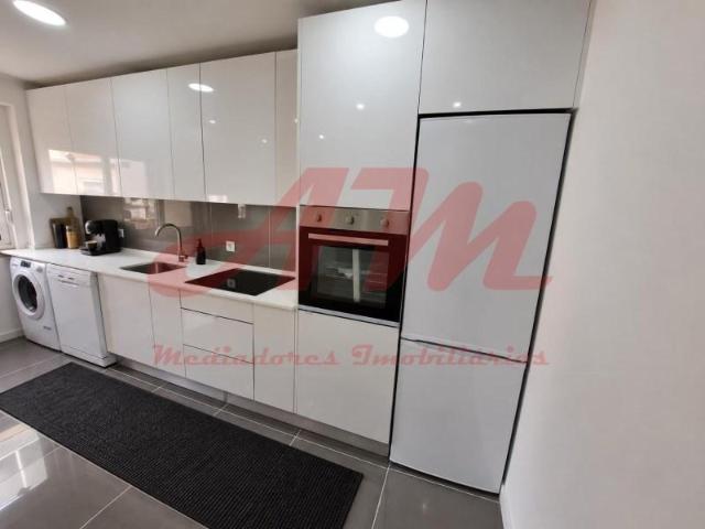 Apartamento venda em Amadora, Lisboa