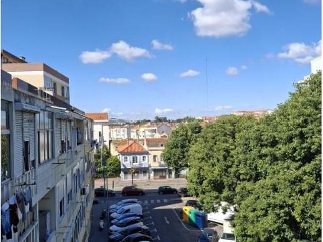 Apartamento alugar em Amadora, Lisboa