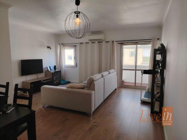 Apartamento venda em Damaia, Amadora