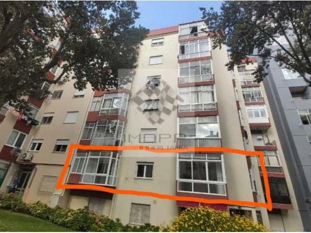 Apartamento venda em Amadora, Lisboa