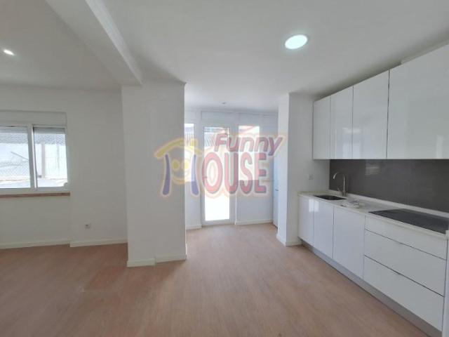 Apartamento venda em Amadora, Lisboa