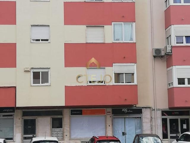 Apartamento alugar em Amadora, Lisboa