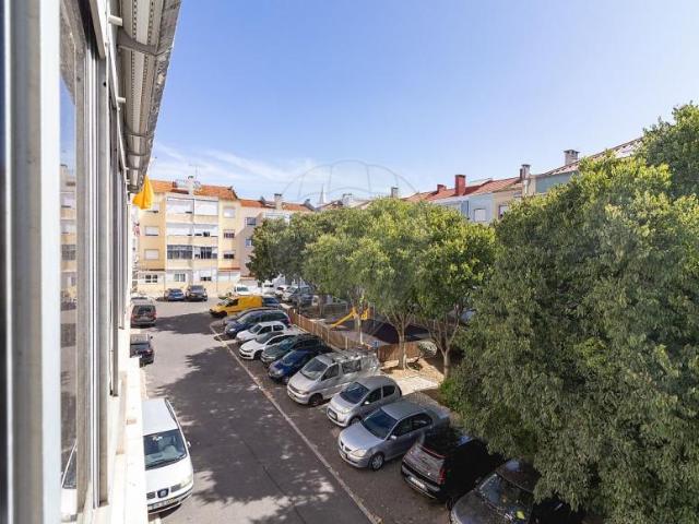 Apartamento venda em Amadora, Lisboa