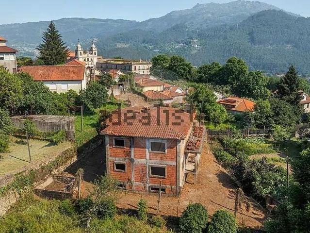 Casa venda em Bouro (Santa Maria), Amares