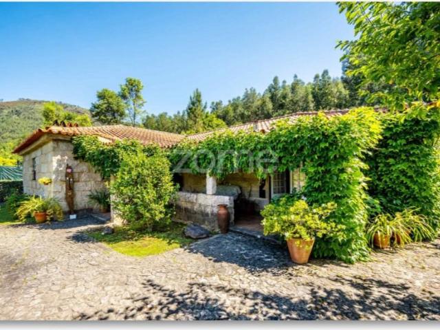 Casa venda em Arouca, Burgo