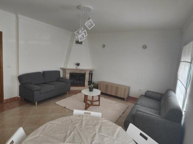 Apartamento alugar em Carodes, Montijo