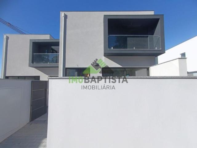 Casa venda em Corga de Lobão, Santa Maria Da Feira