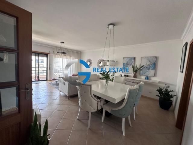 Apartamento alugar em Setúbal