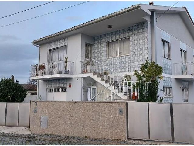 Casa venda em Palmeira, Braga