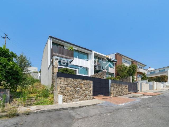 Casa venda em Naia, Braga