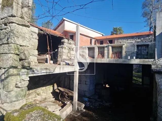 Casa venda em Parada Do Bouro, Braga